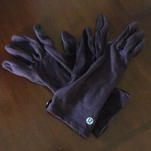 Deep Purple Lululemon Gloves